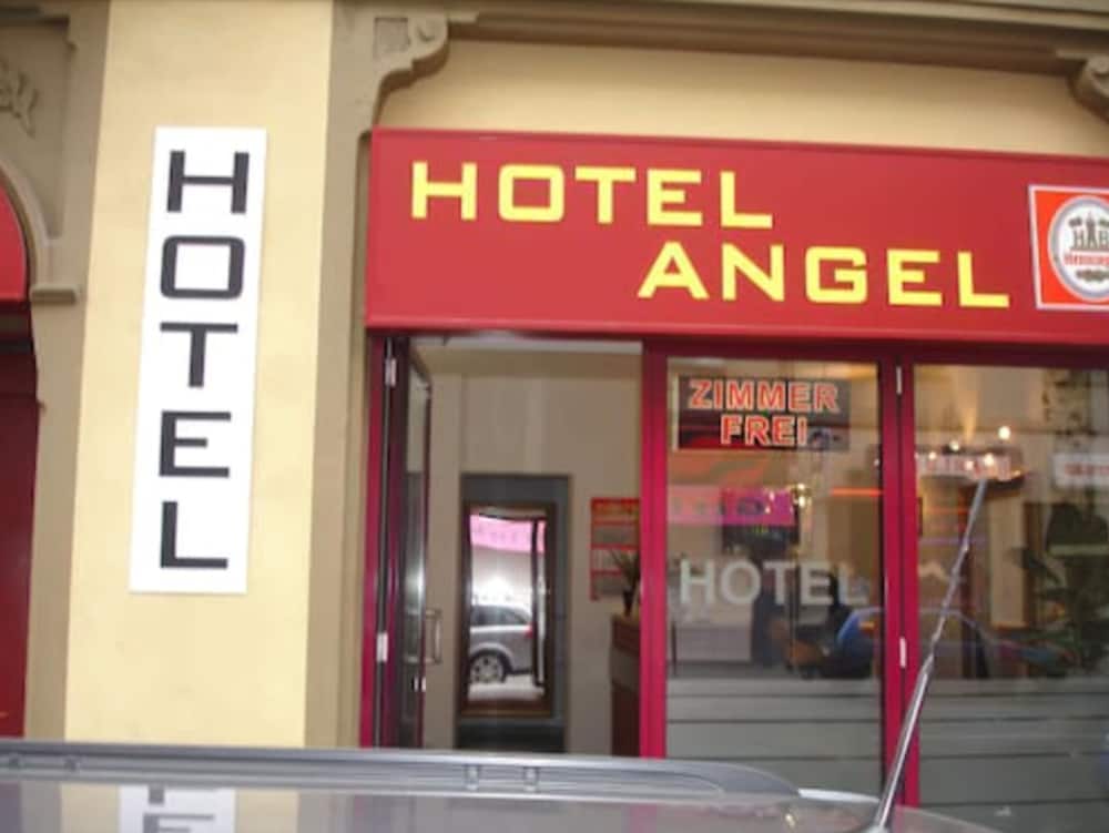 Angel Hotel 19/31
