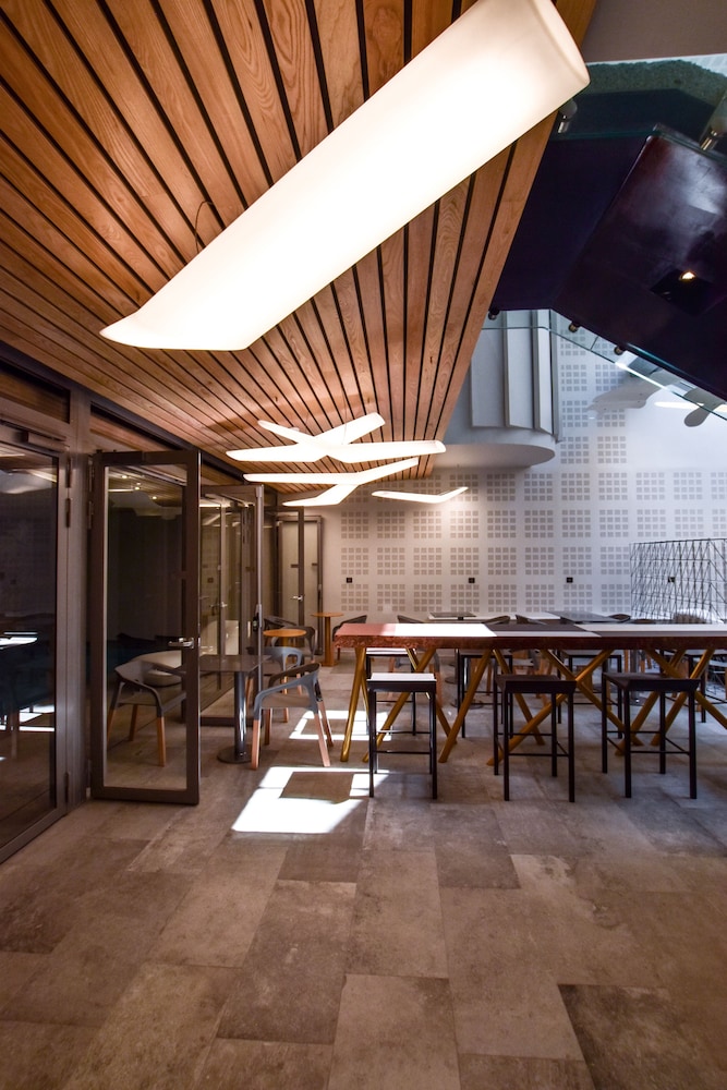 Hotel B55 28/45
