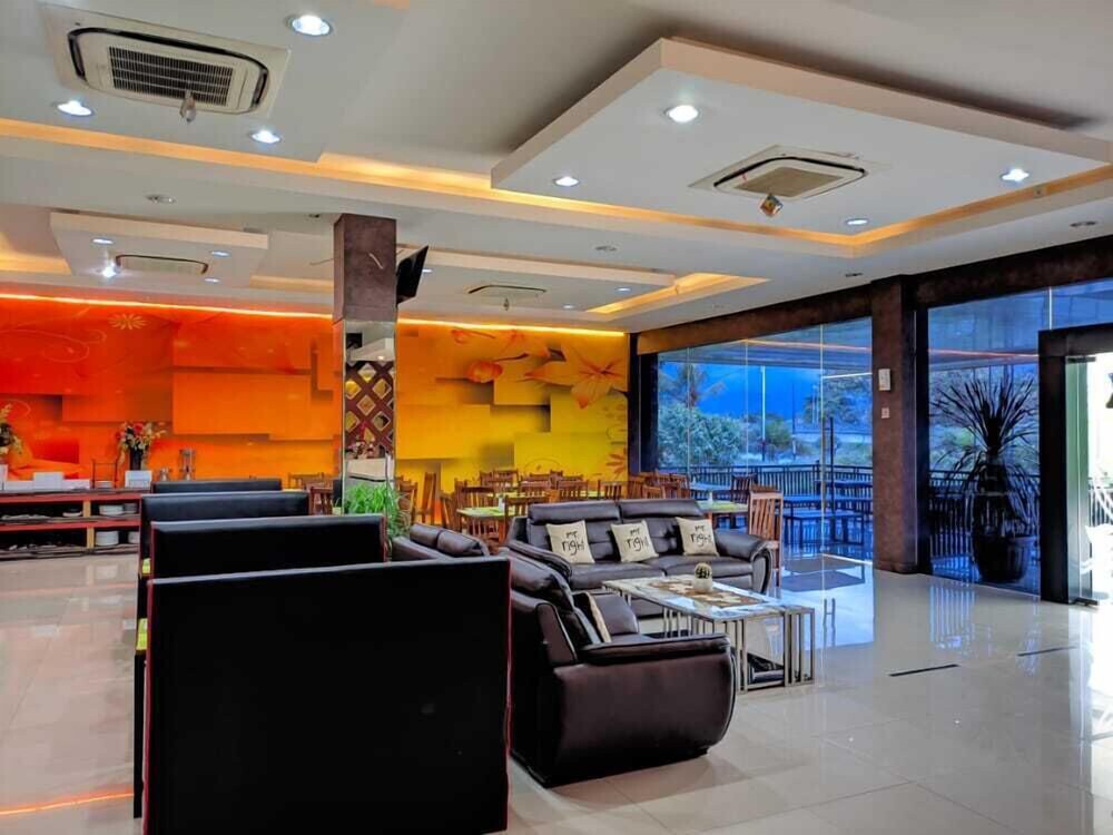 New D'dhave Hotel 32/41