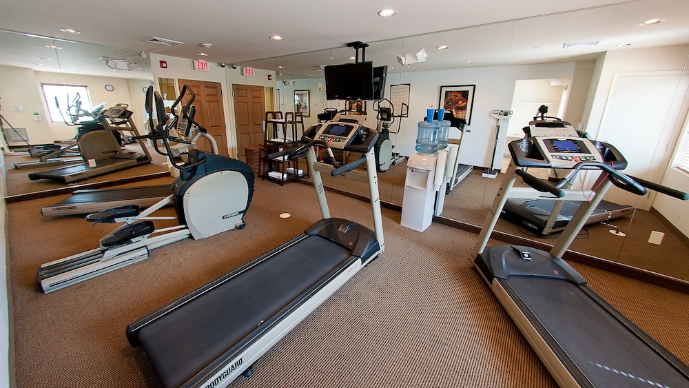 Staybridge Suites East Stroudsburg Poconos 35/69