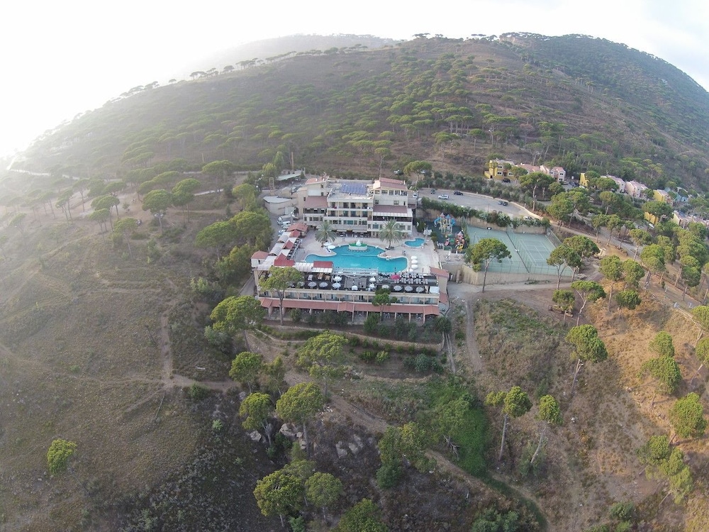 Pineland Hotel & Health Resort 53/59