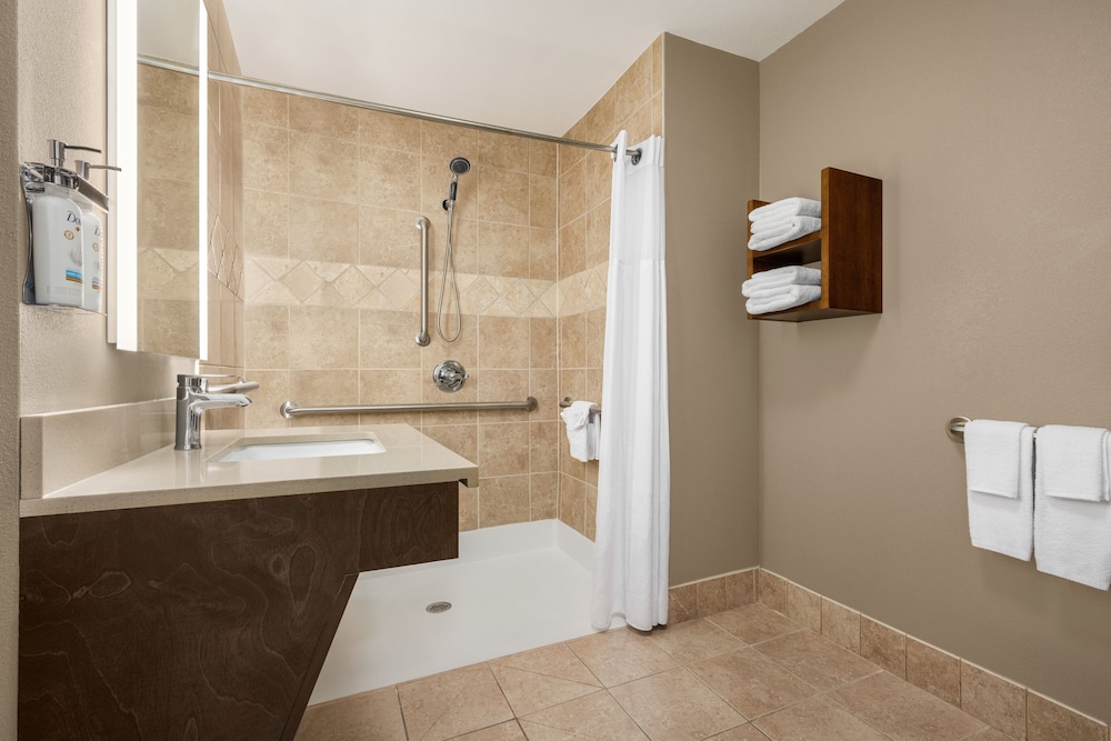 Staybridge Suites Oklahoma City-Quail Springs 22/81
