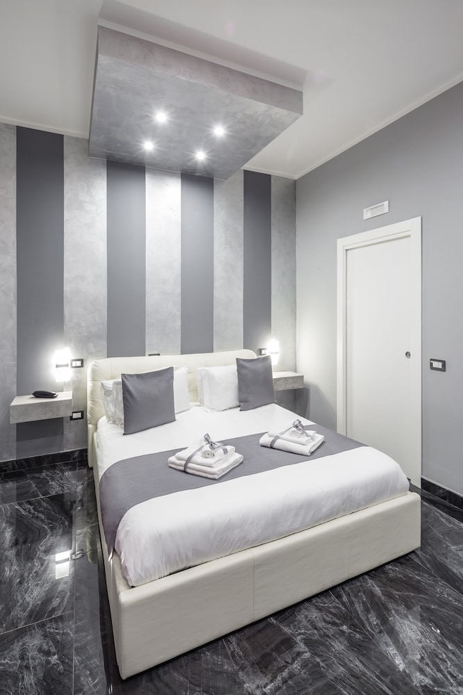 Hotel Bella Napoli Suites 16/67