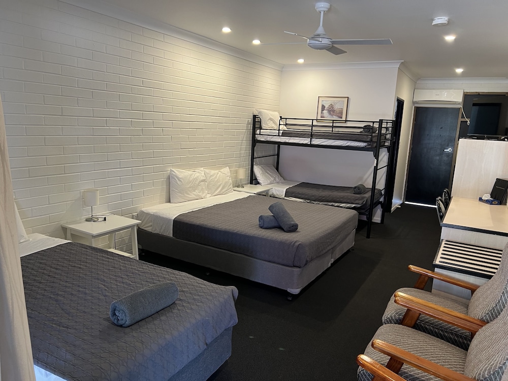 Albert Park Motor Inn 27/63