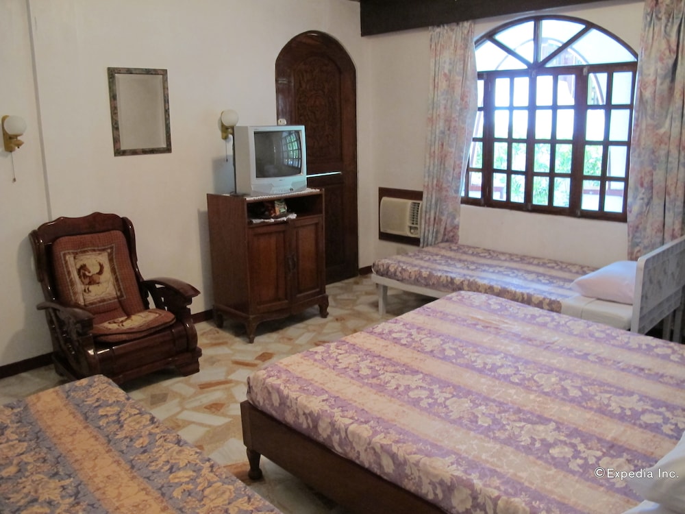 Blue Crystal Beach Resort 26/50