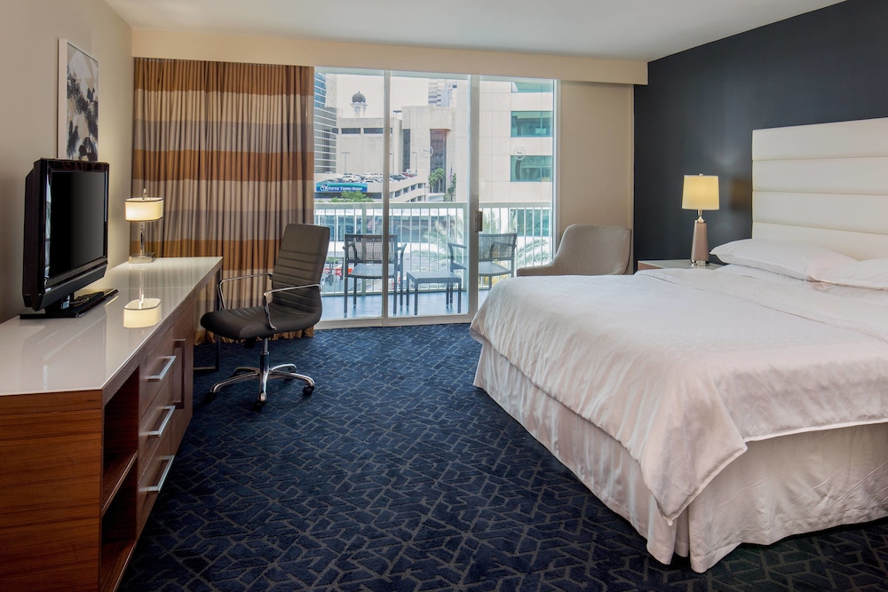 Hotel Tampa Riverwalk 43/55
