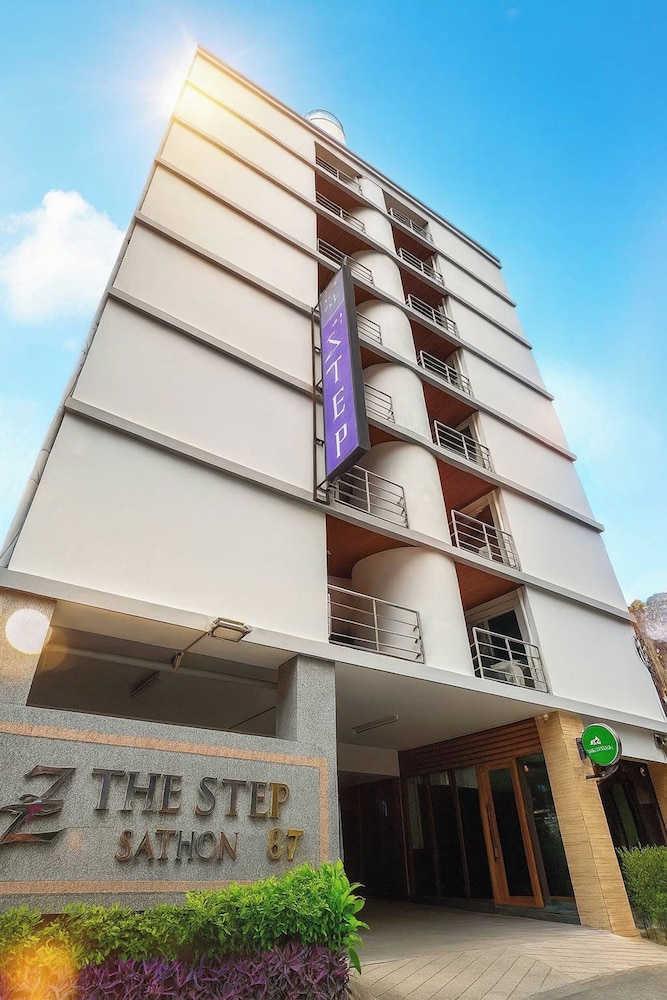 Collection O The Step Sathorn in BANGKOK