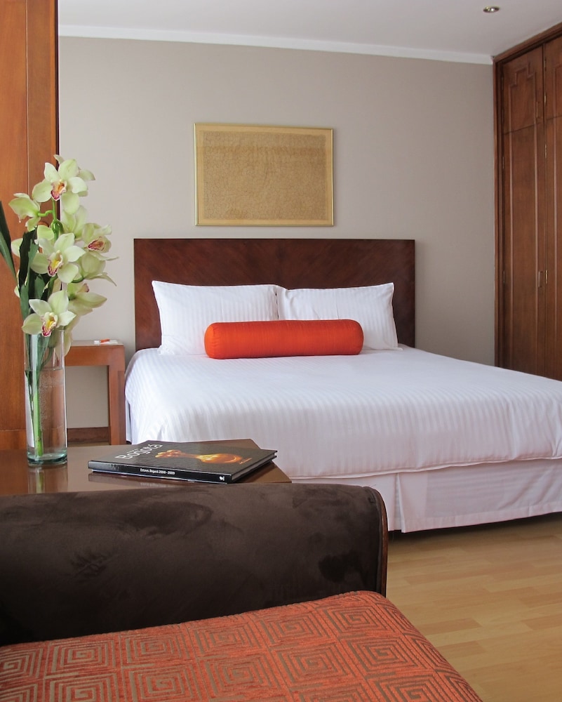 Hotel Lancaster House Suites 24/74