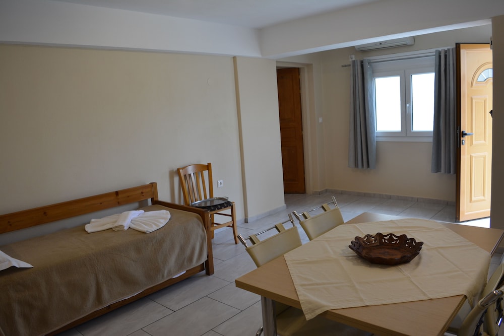 Anemomilos Suites 7/46
