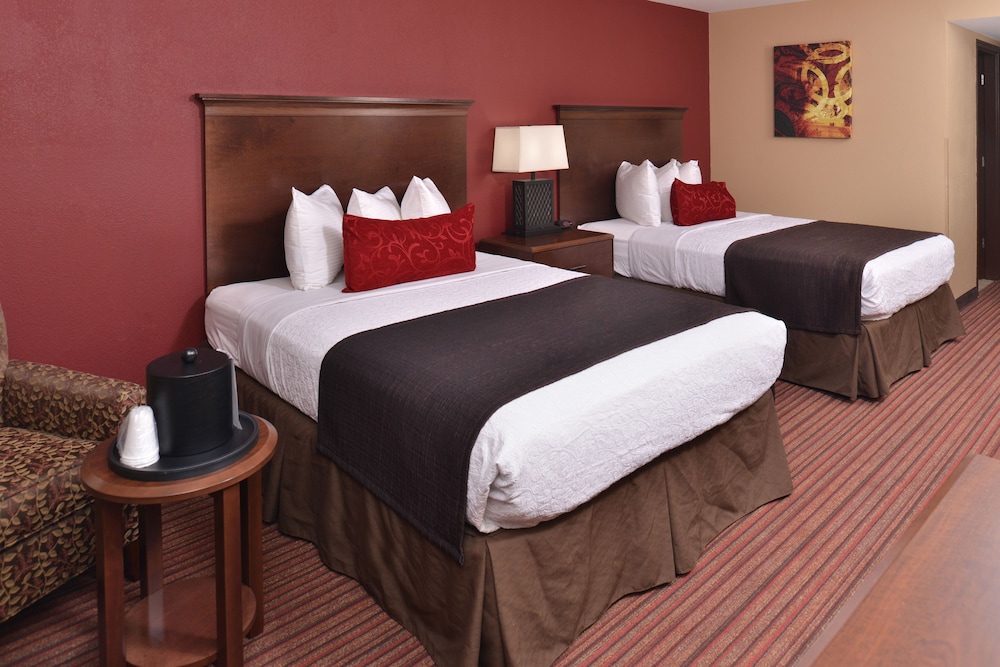 Best Western Woodland Inn 10/39
