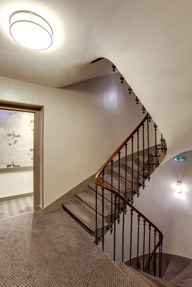 D Amiens Paris Hotel 31/49