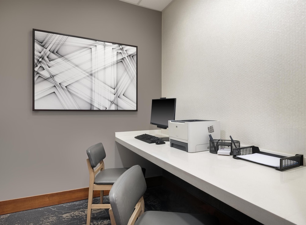 Hyatt Place Lakeland Center 52/63