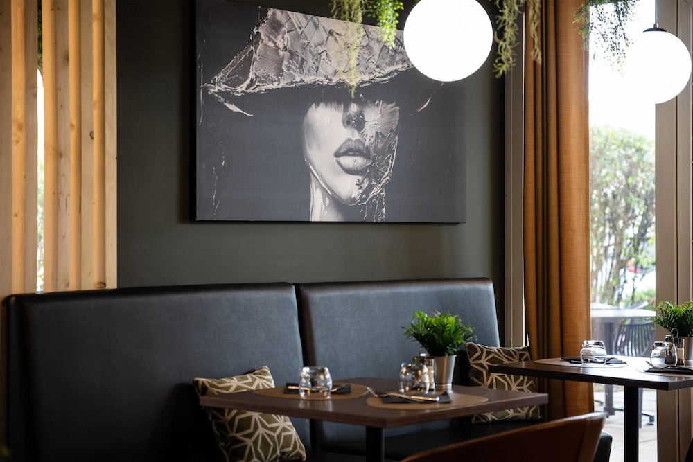 Tulip Inn Beaune 7/48