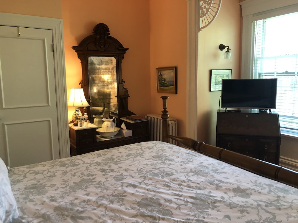 Delano Homestead Bed & Breakfast 26/64