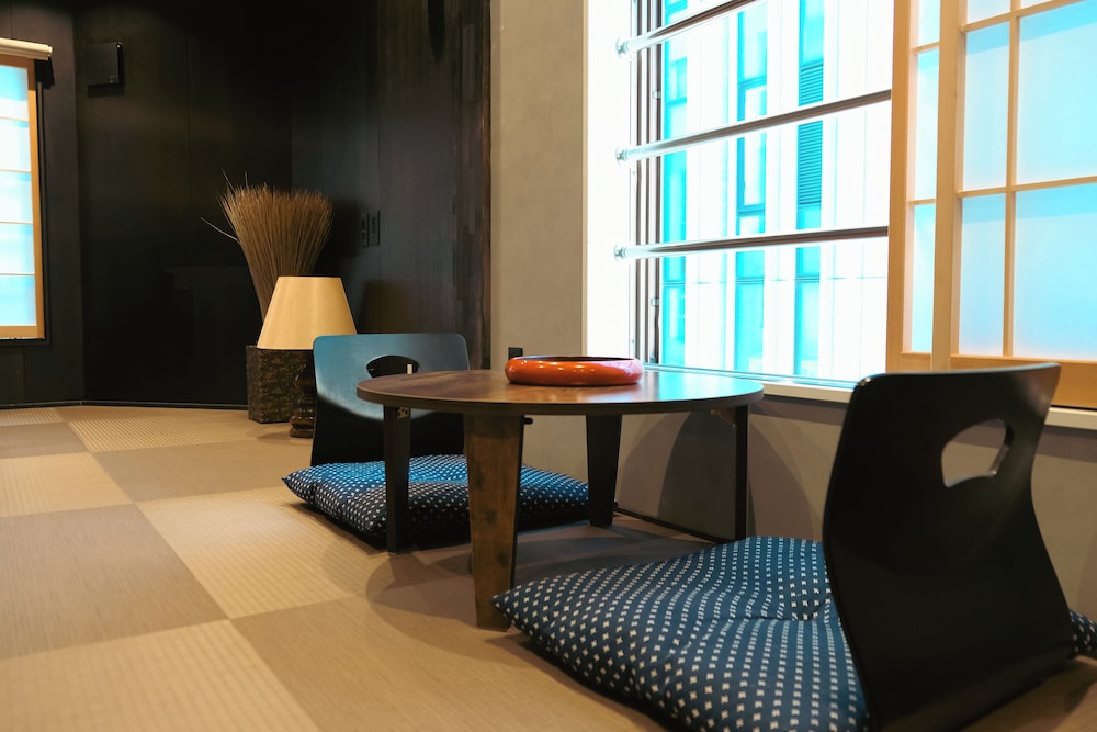 BANRAI HOTEL 35/50