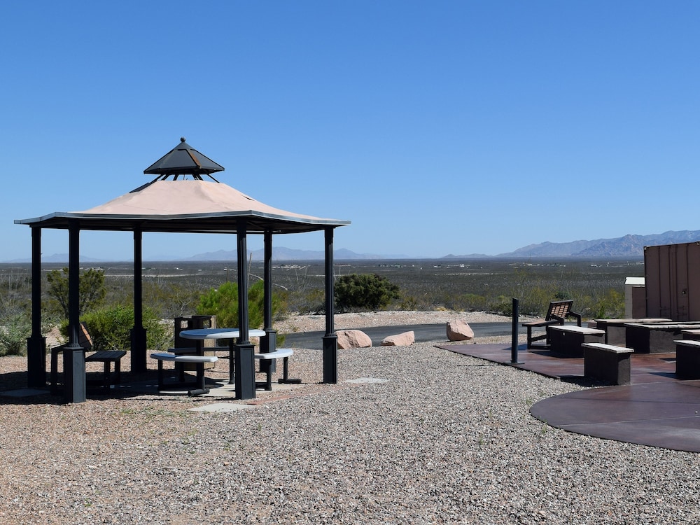 Tombstone Grand Hotel, a Baymont by Wyndham 48/50