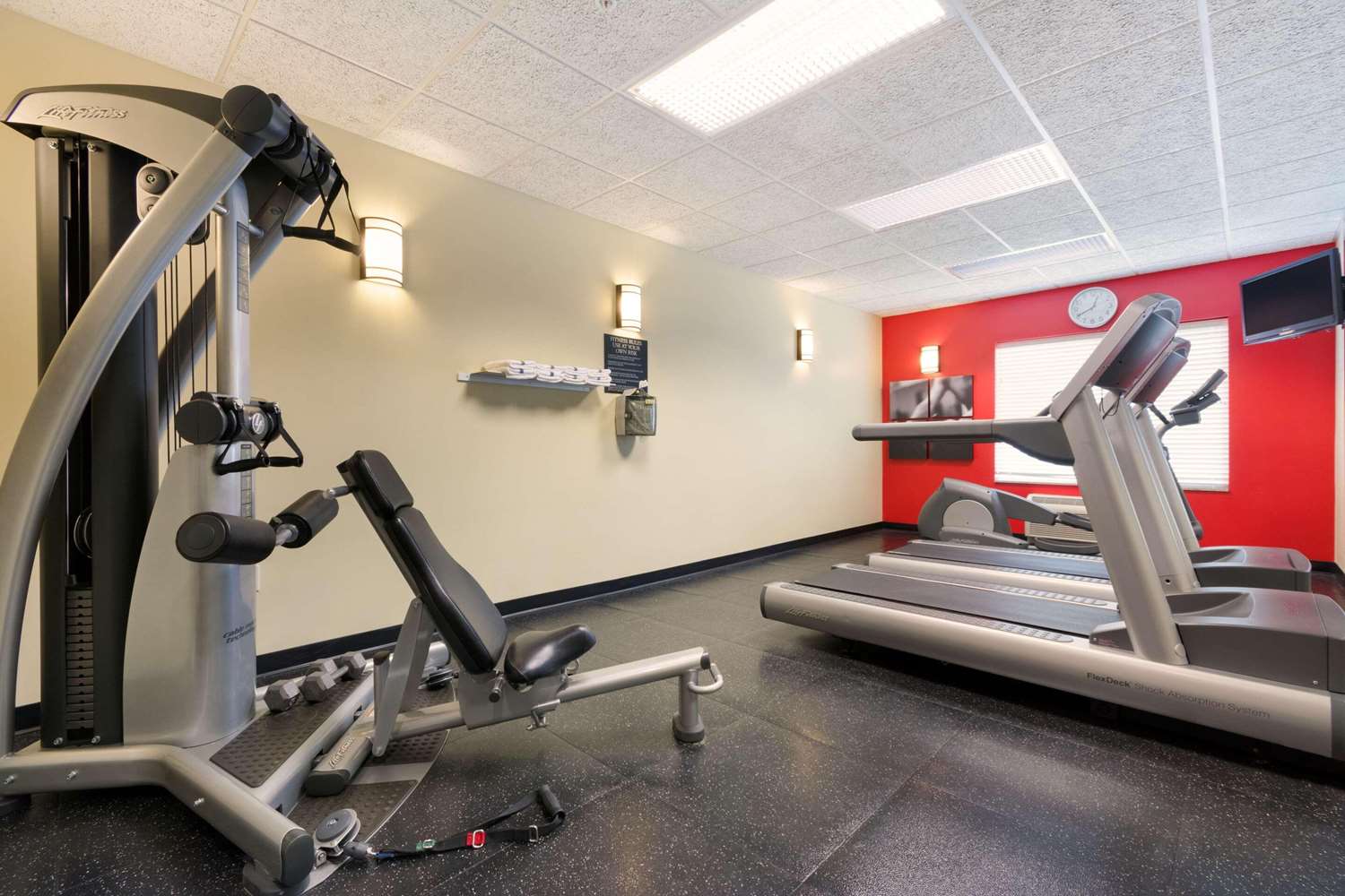 Country Inn and Suites By Radisson Covington LA 22/43