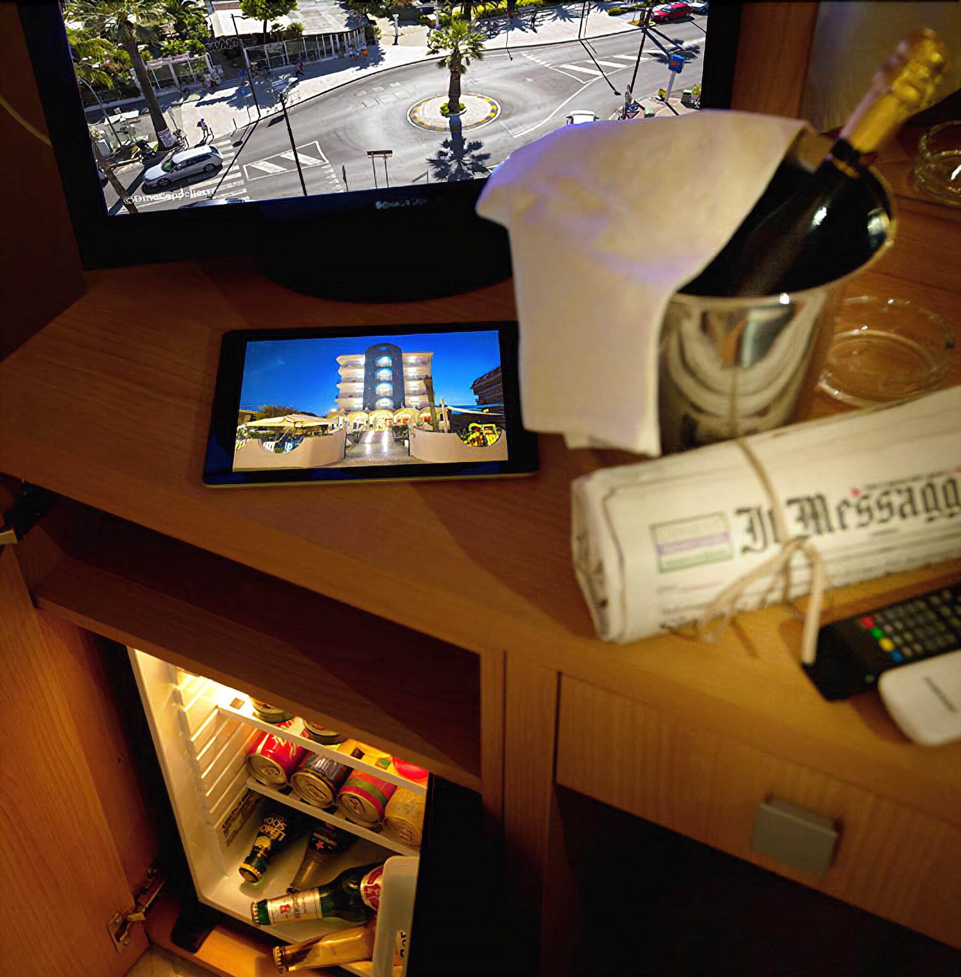 Hotel Ambassador 16/50