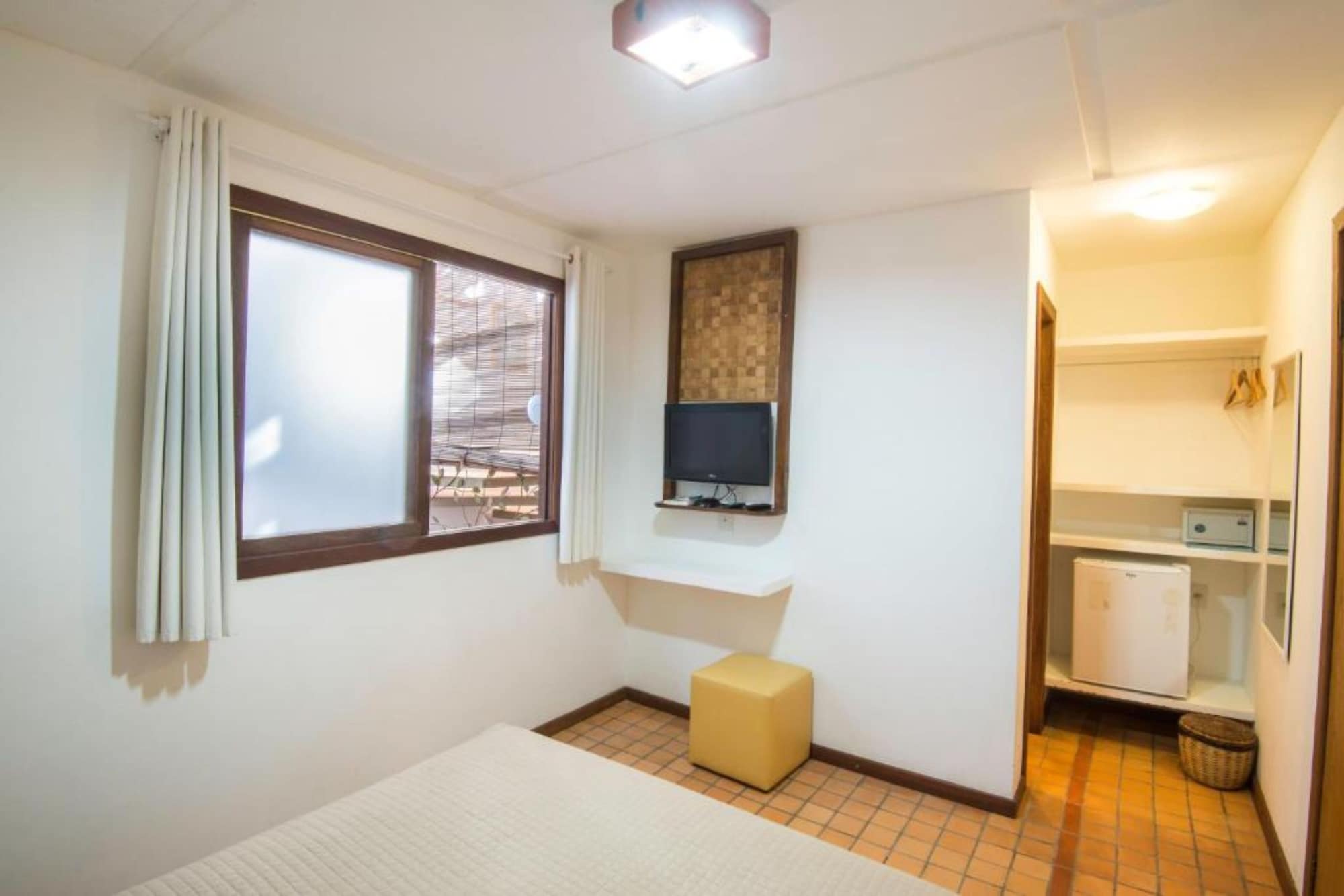 CLASSIC, SINGLE, DOUBLE BED, BALCONY