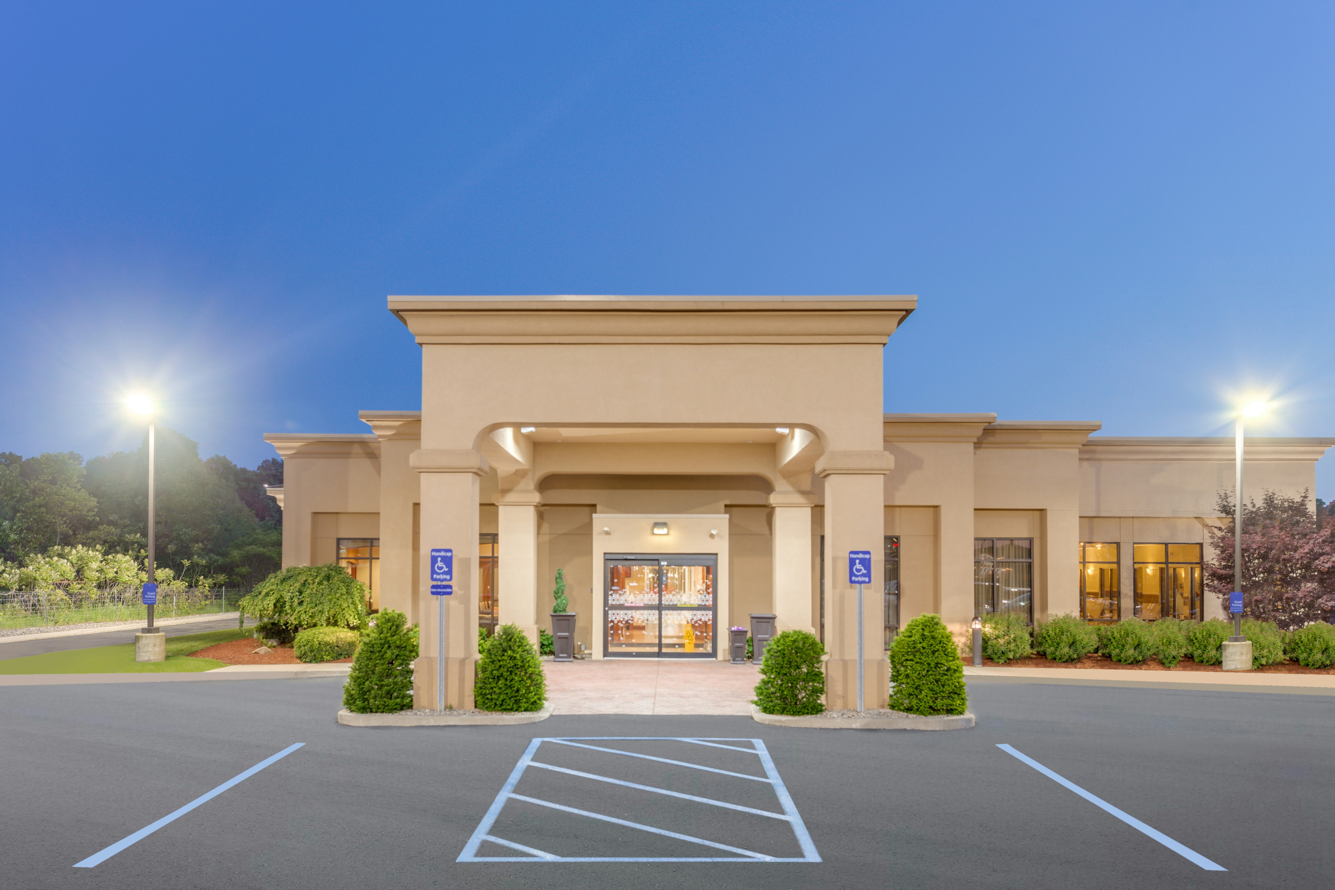 Hampton Inn Auburn 10/13