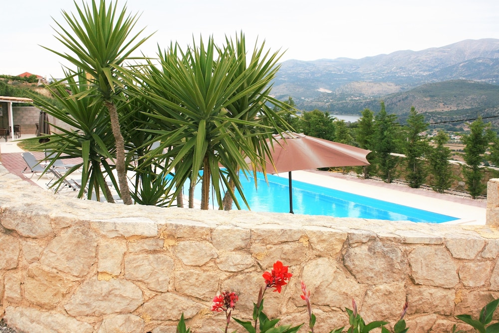 Lagoon View Apartments - Adults Only 65/70