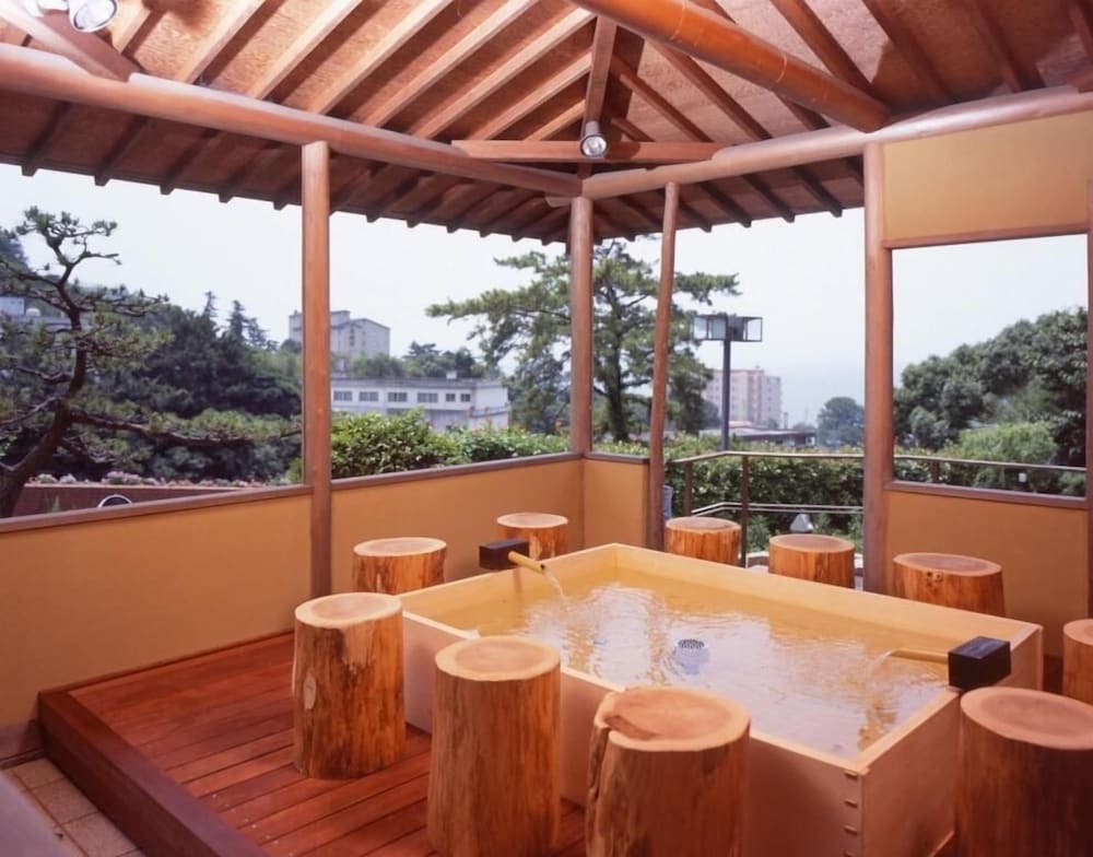 swimming pool spa