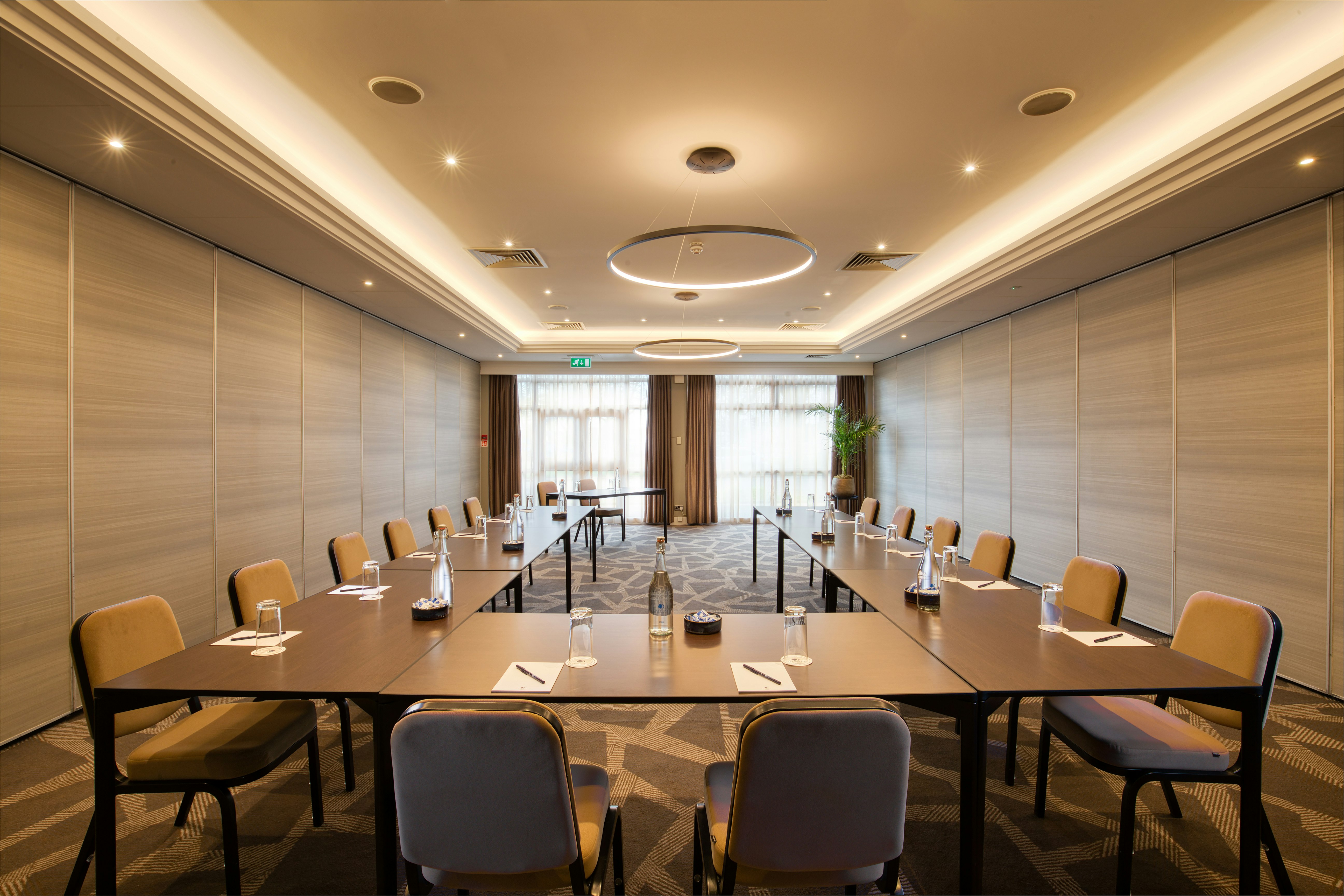 Doubletree By Hilton London Ealing Hotel 47/56