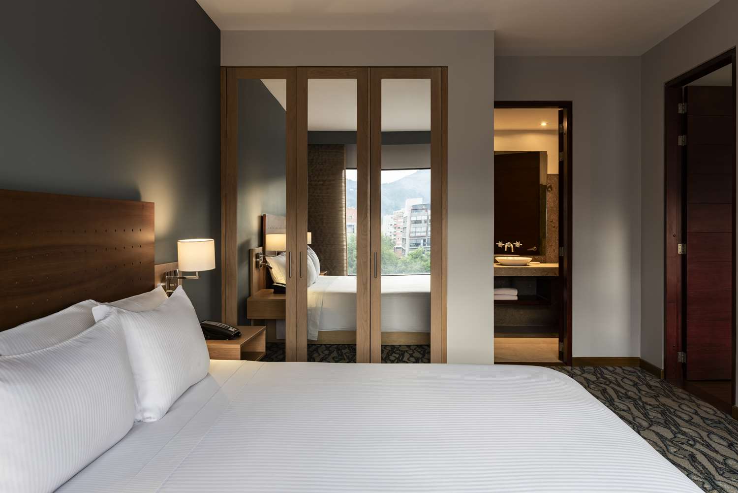 DoubleTree by Hilton Bogota Calle 100 11/31