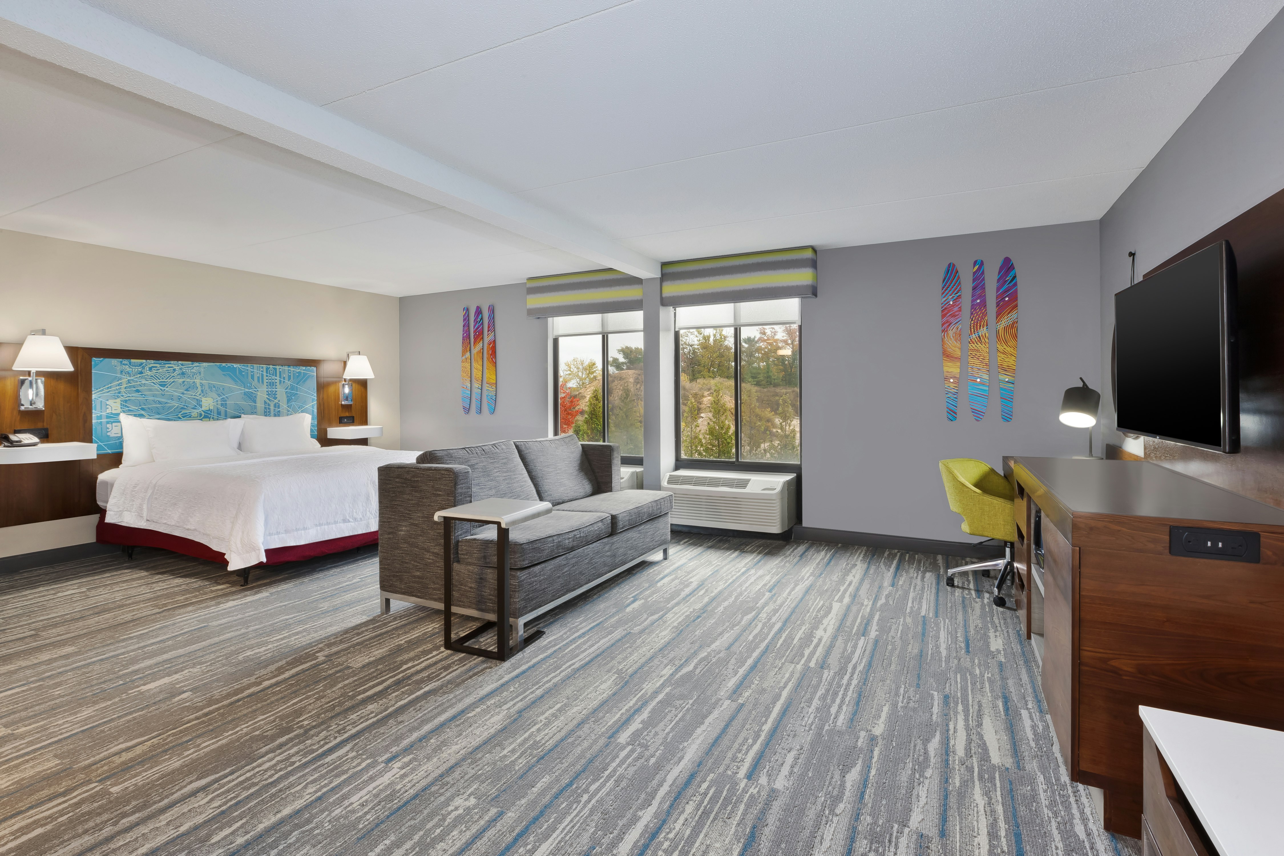 غرفة بسرير كينج لذوي الإعاقة، Hampton Inn Traverse City 4/10