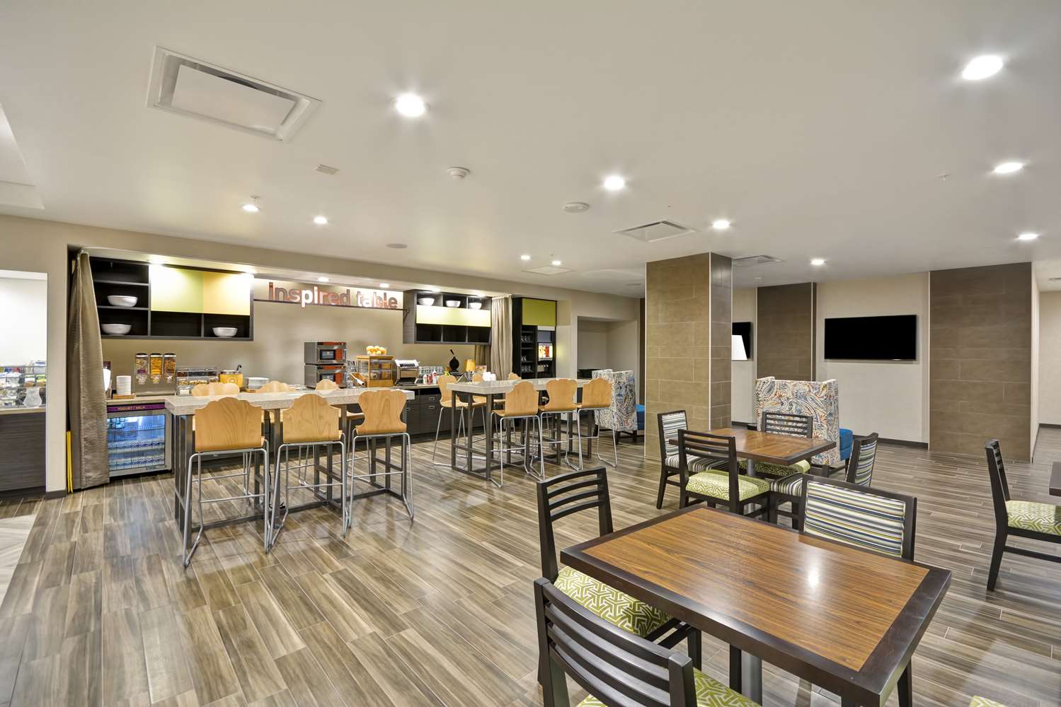 restaurant cafeteria