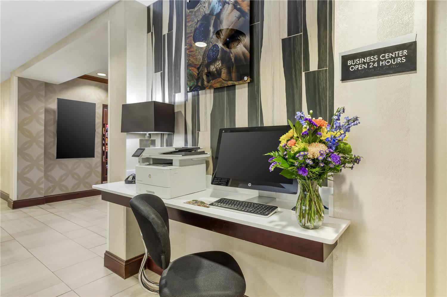 Best Western Plus River Escape Inn & Suites 11/25