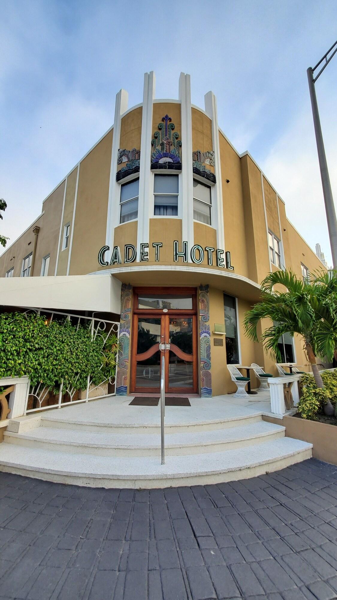 Cadet Hotel 4/46