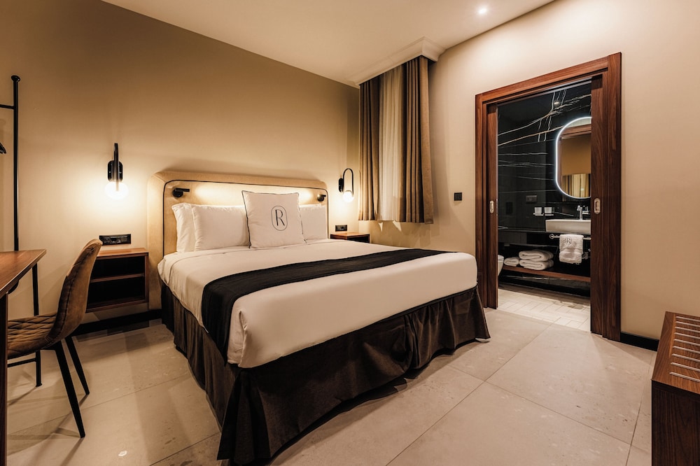 غرفة قياسية بسرير مزدوج، Royale Sainte Helene Boutique Hotel 3/7