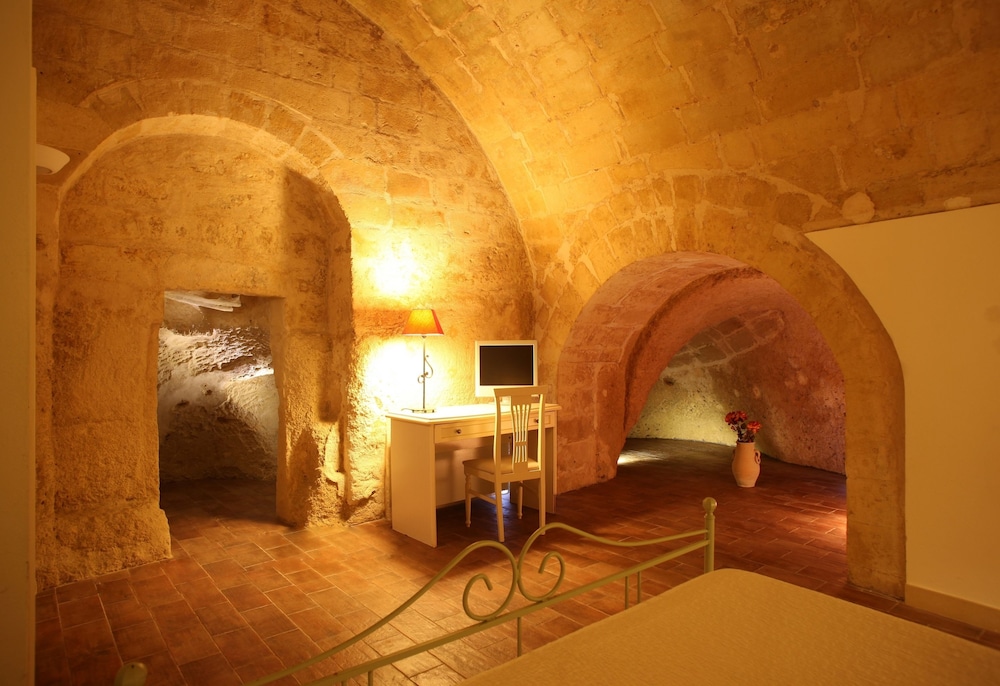 Caveoso Hotel 34/59