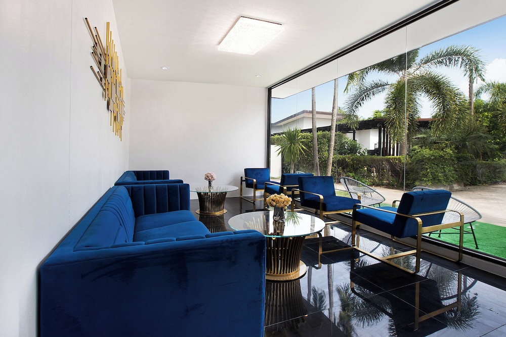 Nariya Bayfront Phuket 43/50