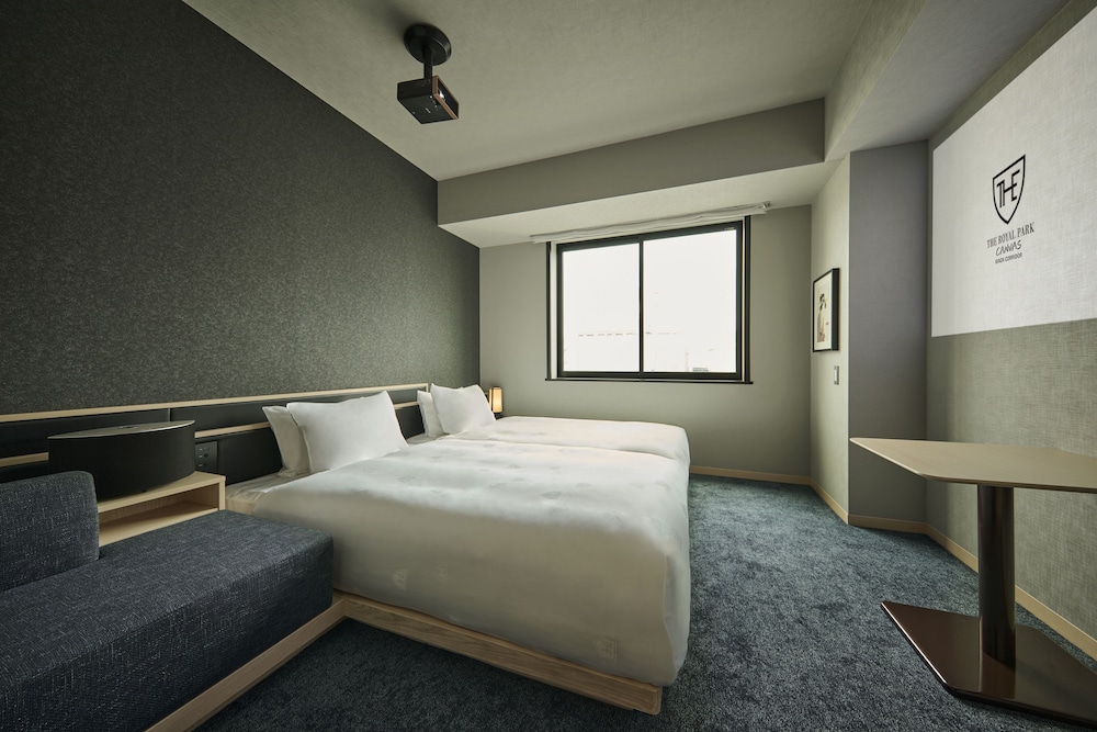 HOLLYWOOD, OMIKI, STANDARD, TWIN BEDS