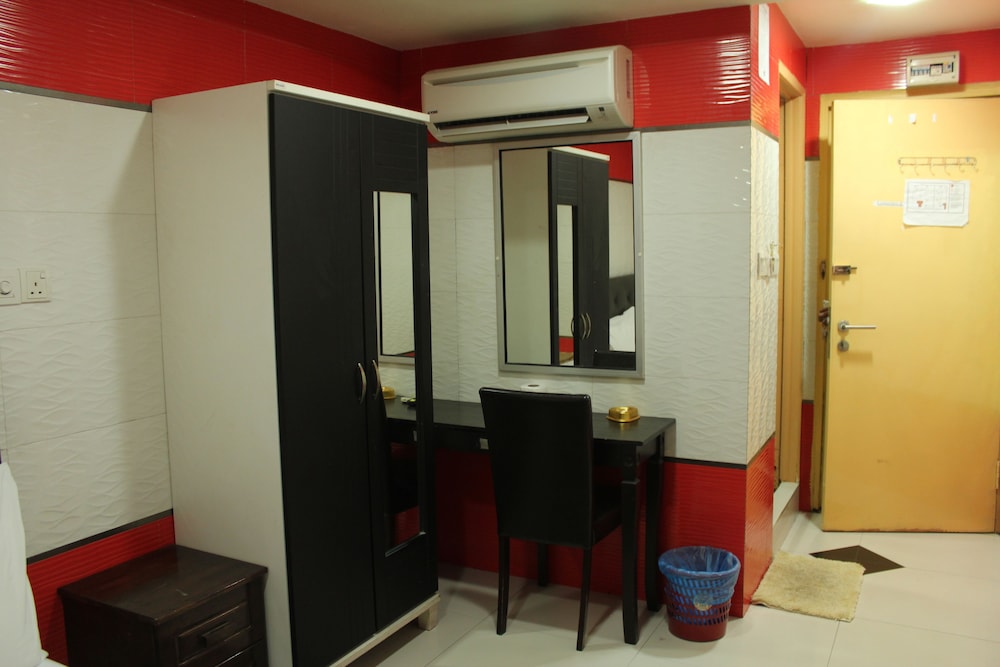 New Wave Hotel Melawati 25/50