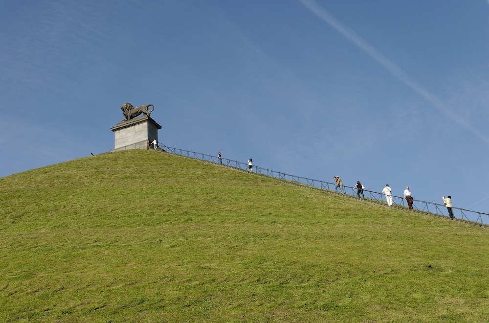 surroundings