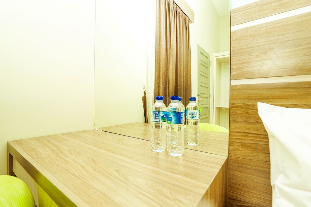 Ardhya Guest House 38/46