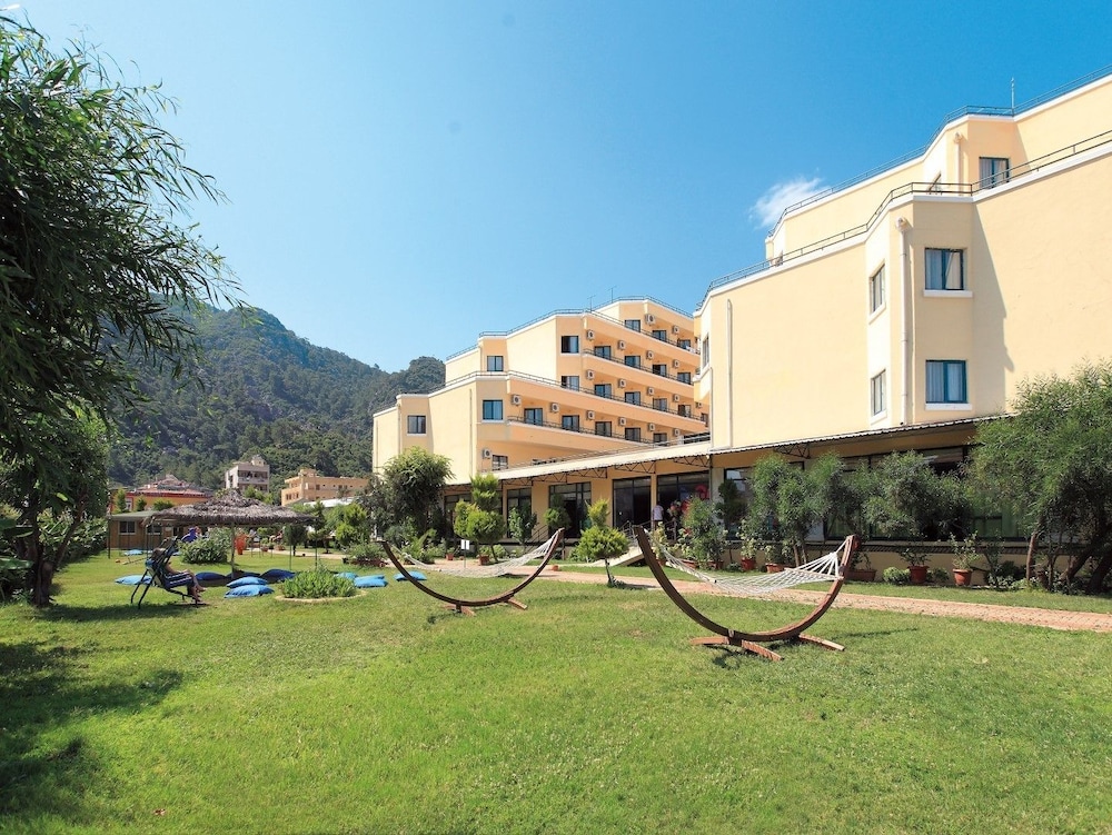 Idas Club Hotel 23/24
