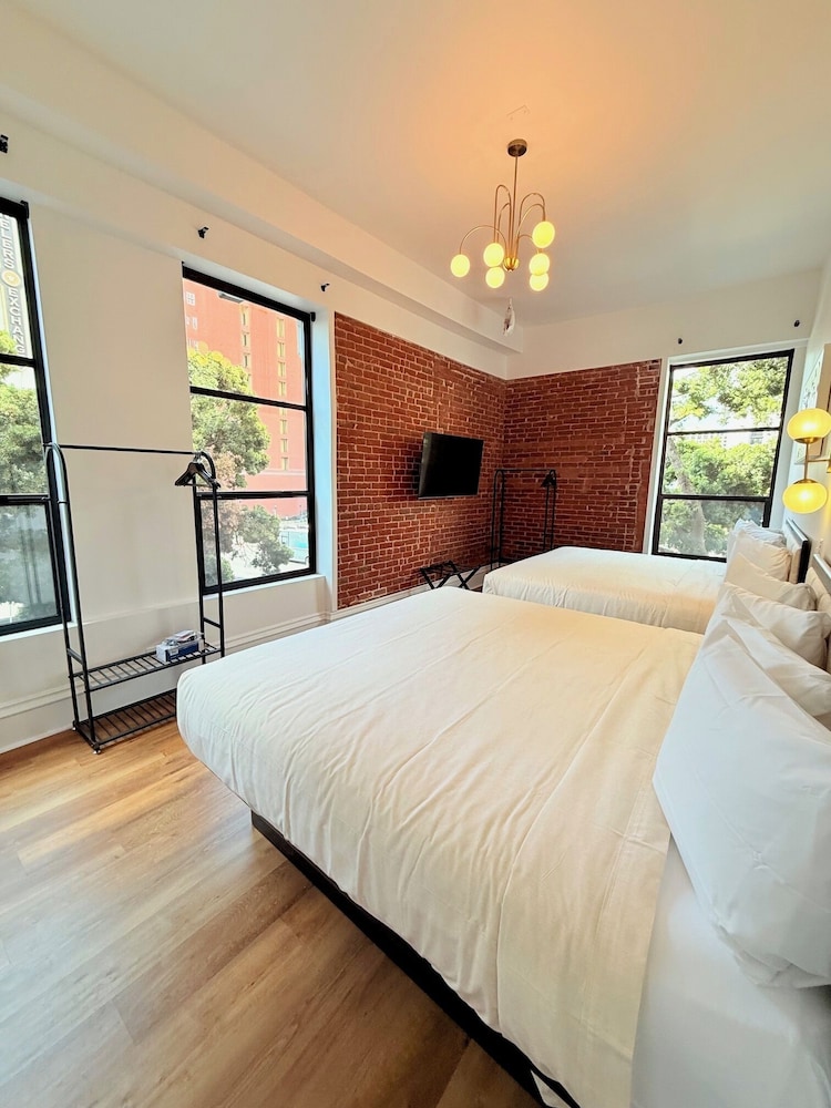 The Beau Hotel Downtown San Diego Gaslamp Quarter 16/50