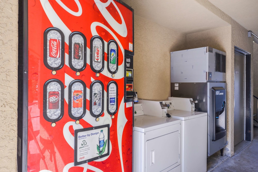 Americas Best Value Inn Atascadero Paso Roble 19/66