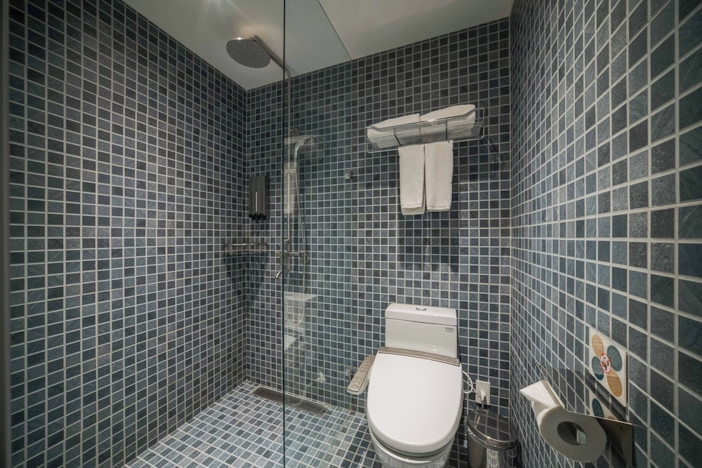 Fun Stay Inn Ximen 44/48