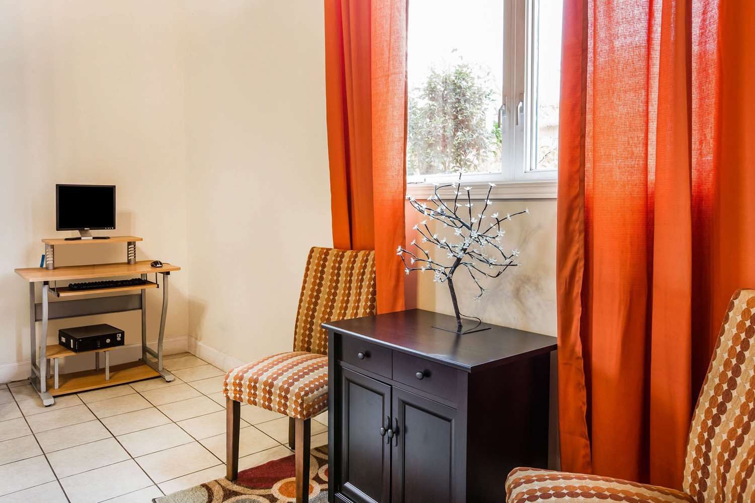 Rodeway Inn & Suites Carrollton, GA 35/42