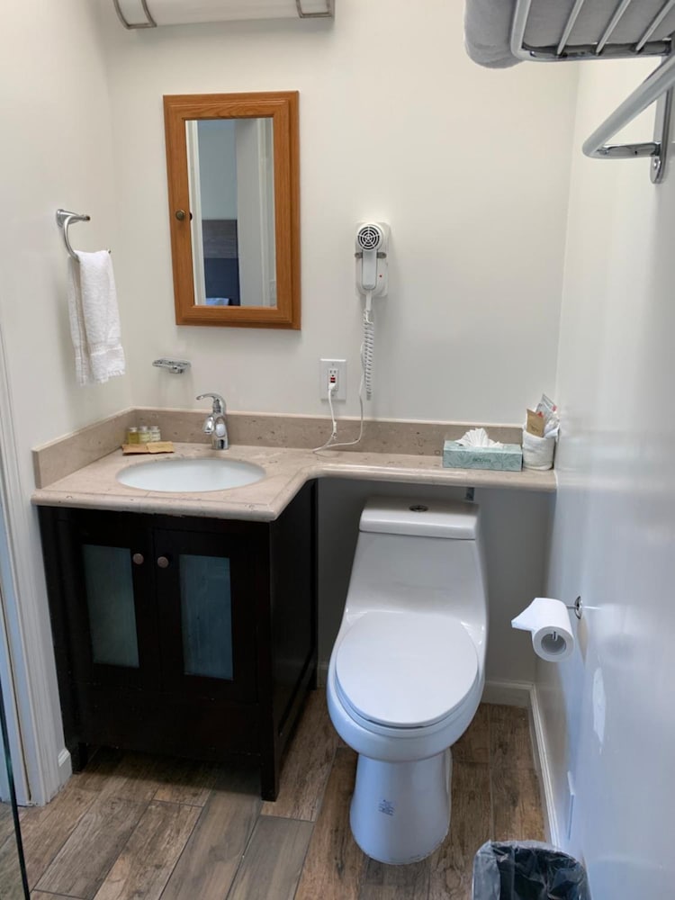 San Francisco Inn 47/49