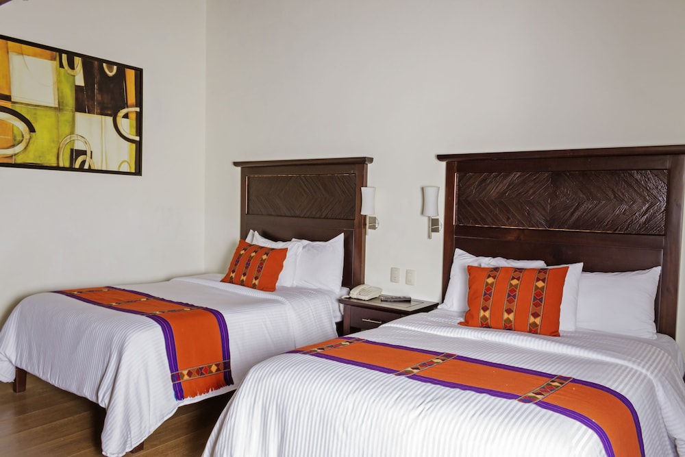 2 Bedrooms, Penthouse, 1 King and 2 Double Beds