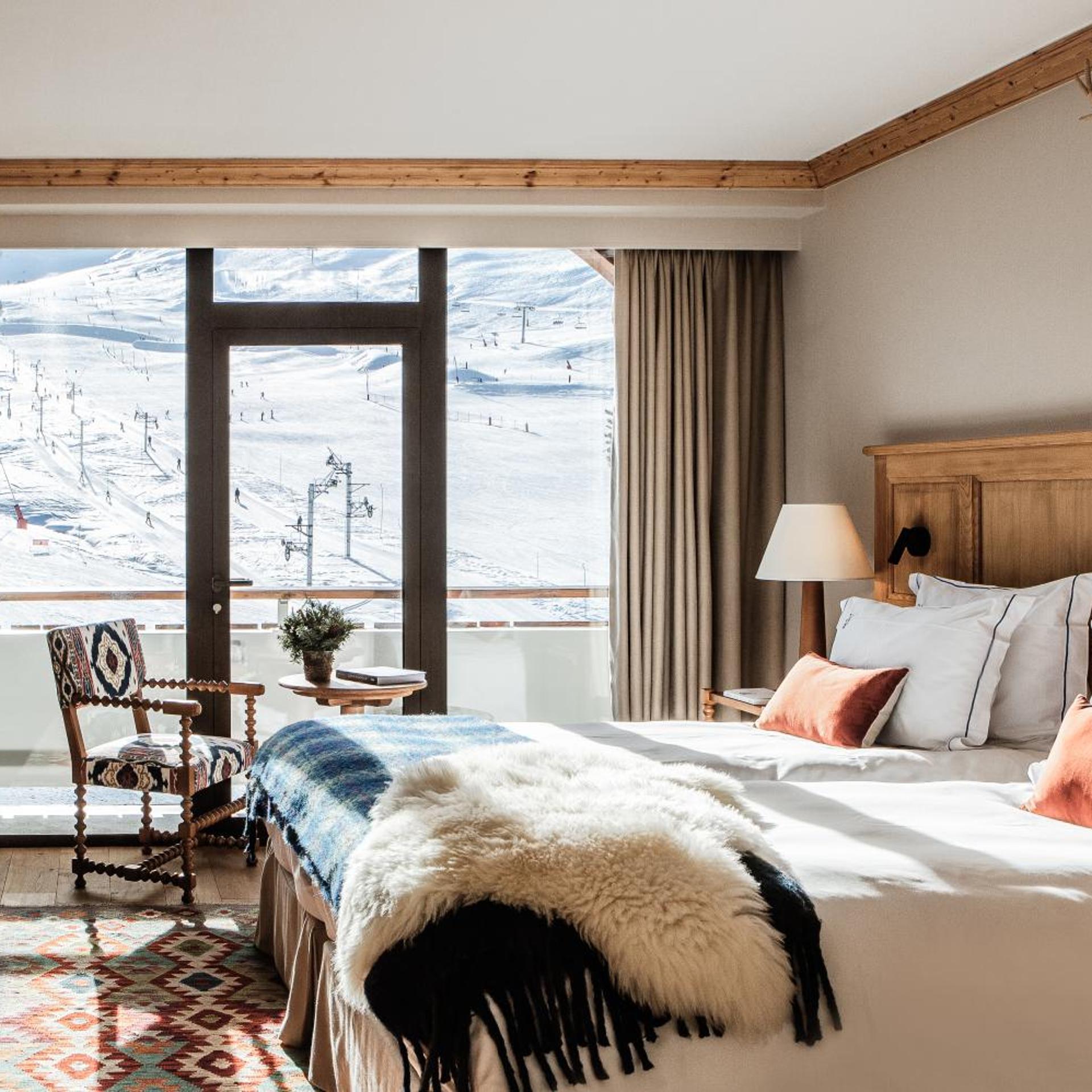 Slope, Prestige, Double or Twin Bed, with View