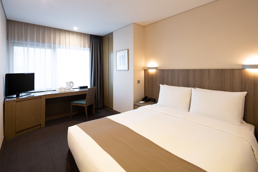 Amid Hotel Seoul 25/65