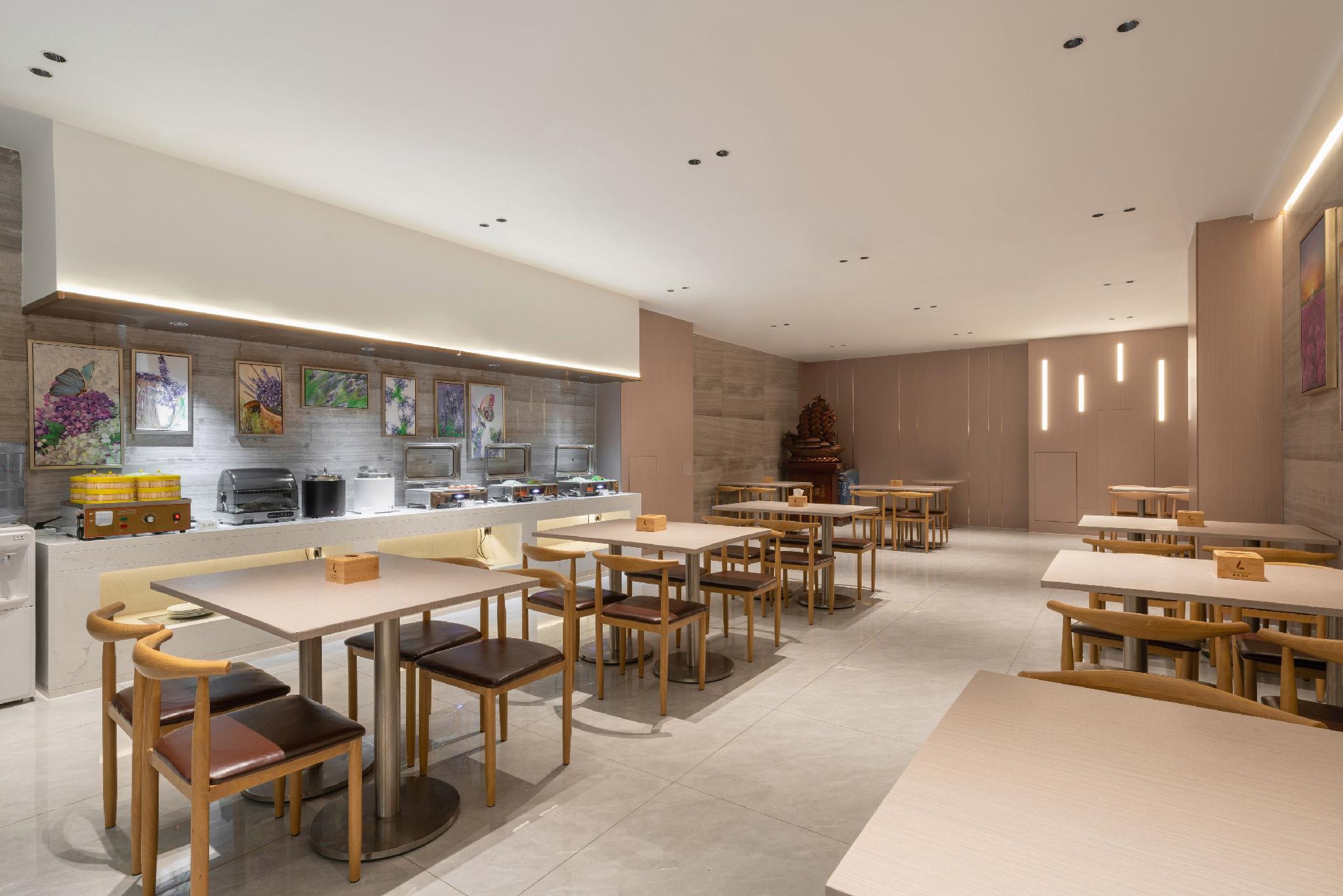 Lavande Hotel (Jinan Provincial Museum CBD Center Store) 34/38