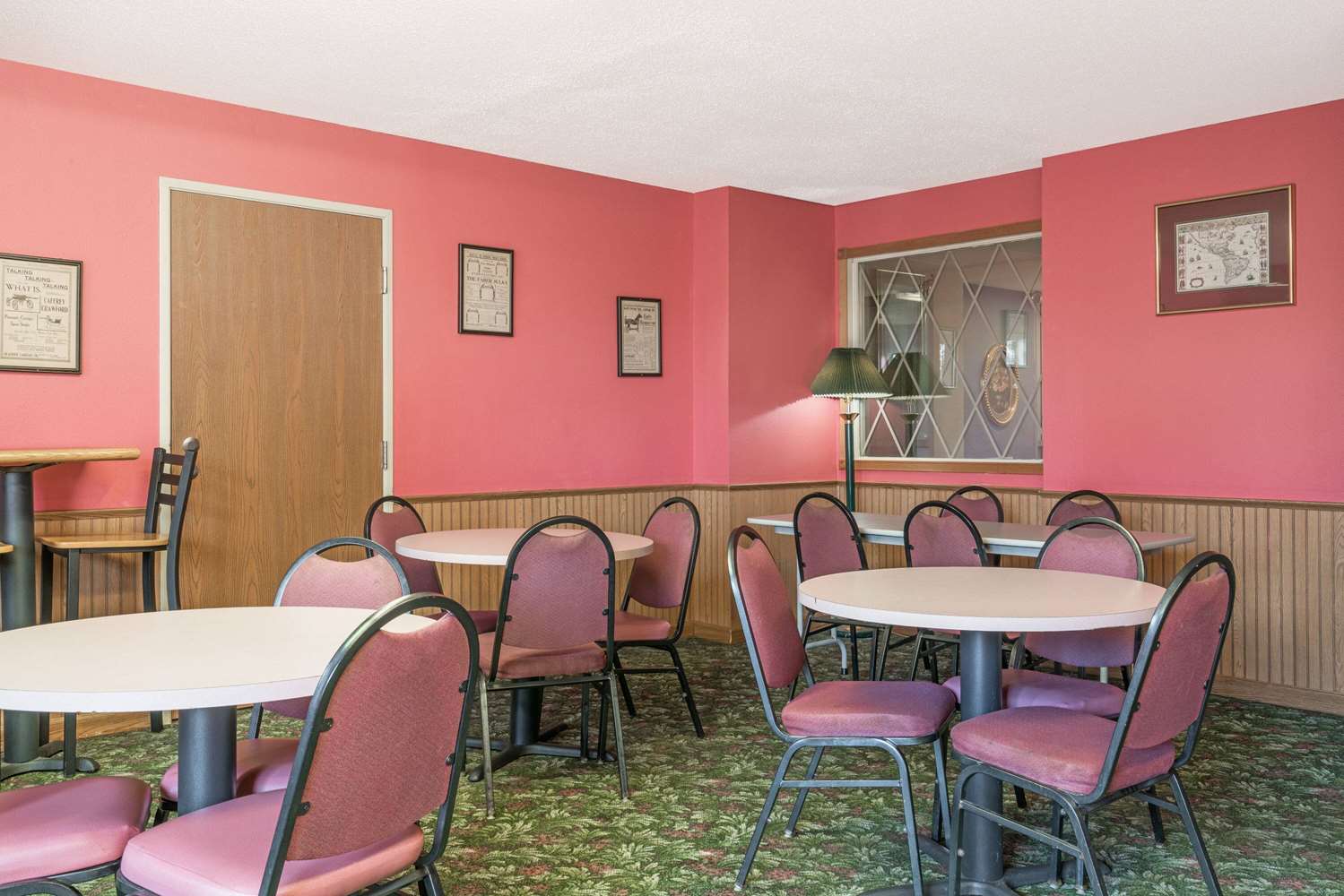 Days Inn By Wyndham West-Eau Claire 16/24